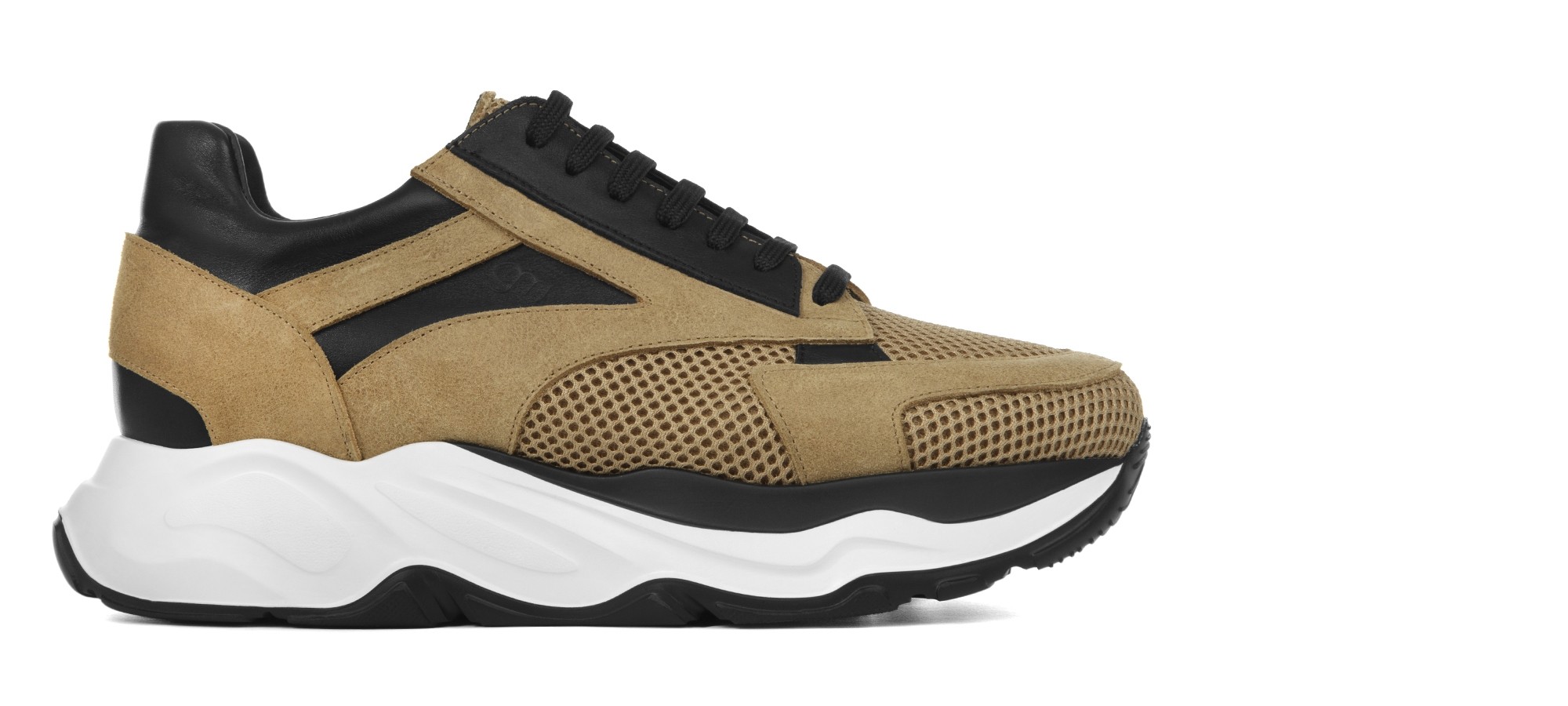 Baskets rehaussantes