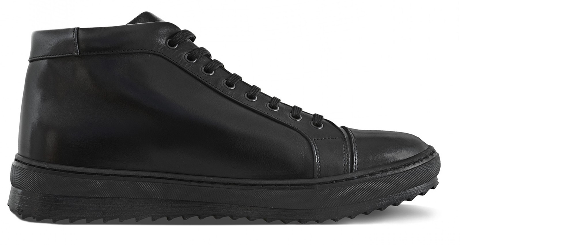 elevator shoes