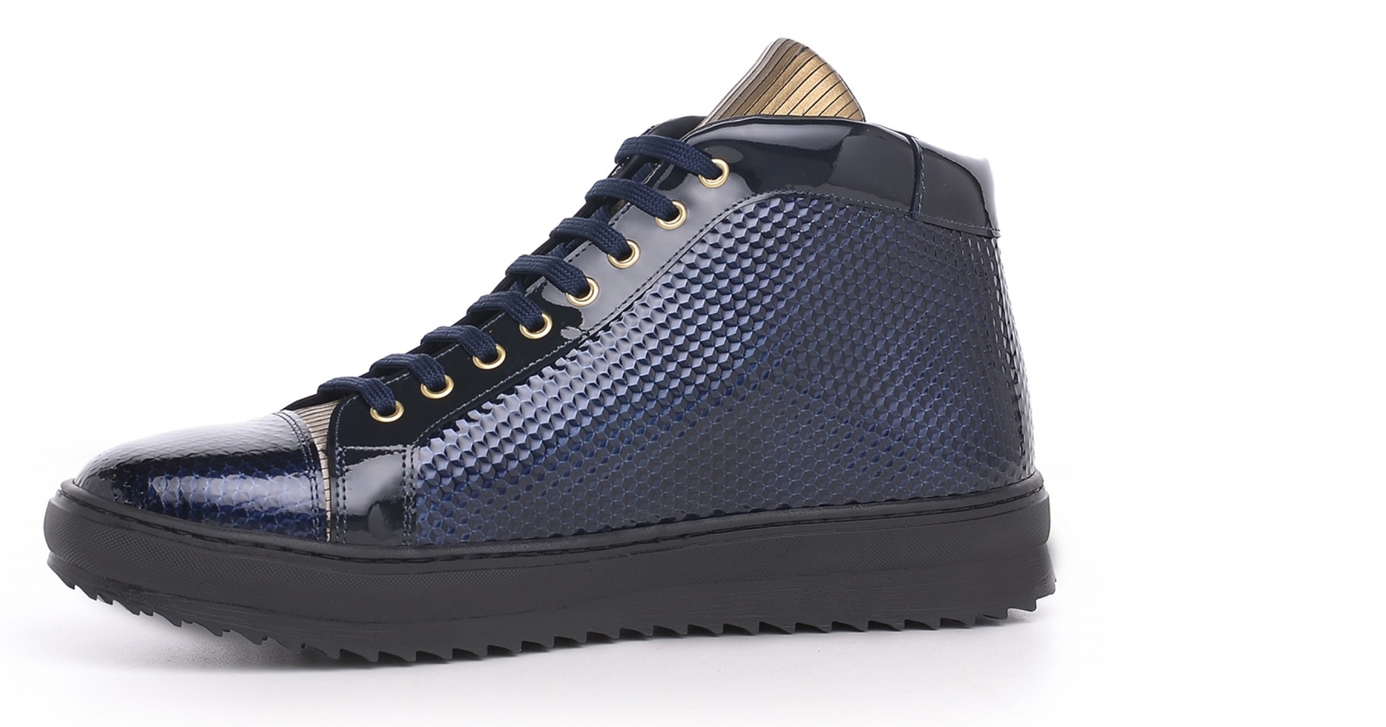elevator shoes