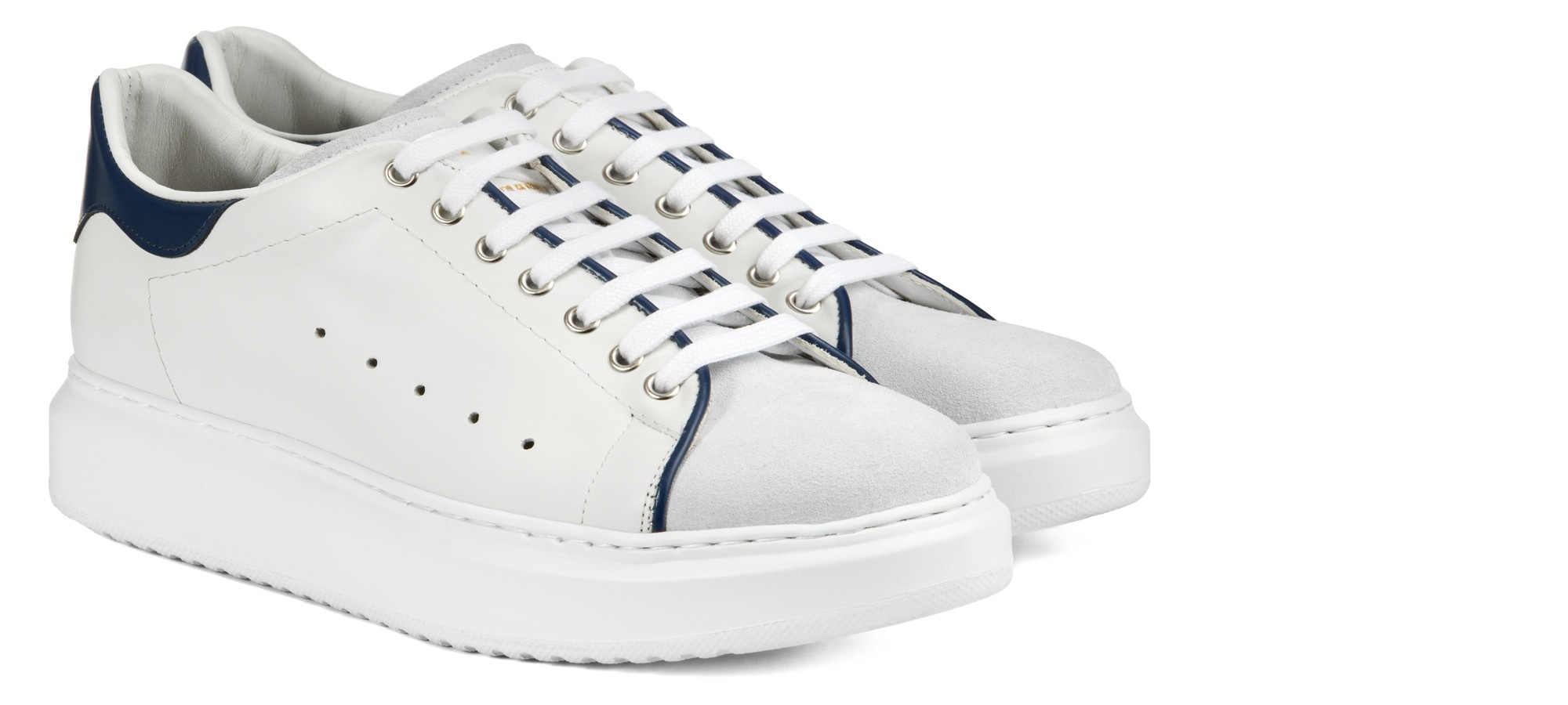 Baskets rehaussantes