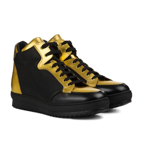 elevator shoes